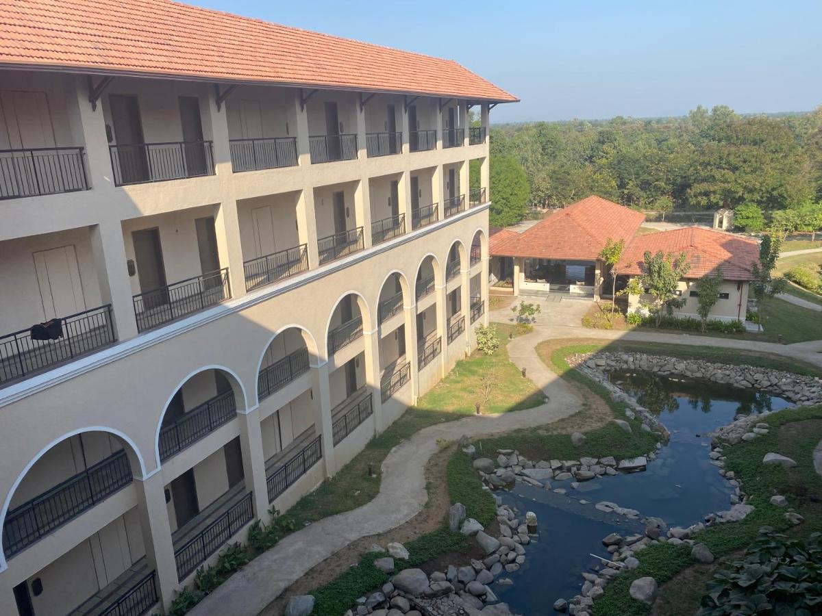 Bhanu The Fern Forest Resort & Spa, Jambughoda Exterior foto